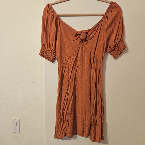 Mini Orange dress with pockets - Picture 1 of 8